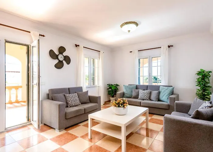 Marques By ヴィラ *